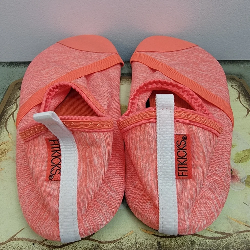 Fitkicks Size SMALL (5-6) - Picture 2 of 4